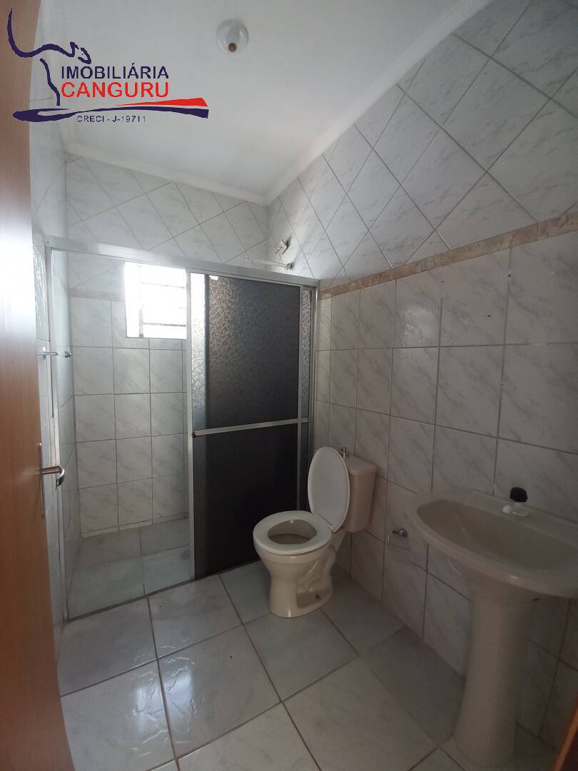 Casa à venda com 2 quartos, 250m² - Foto 7