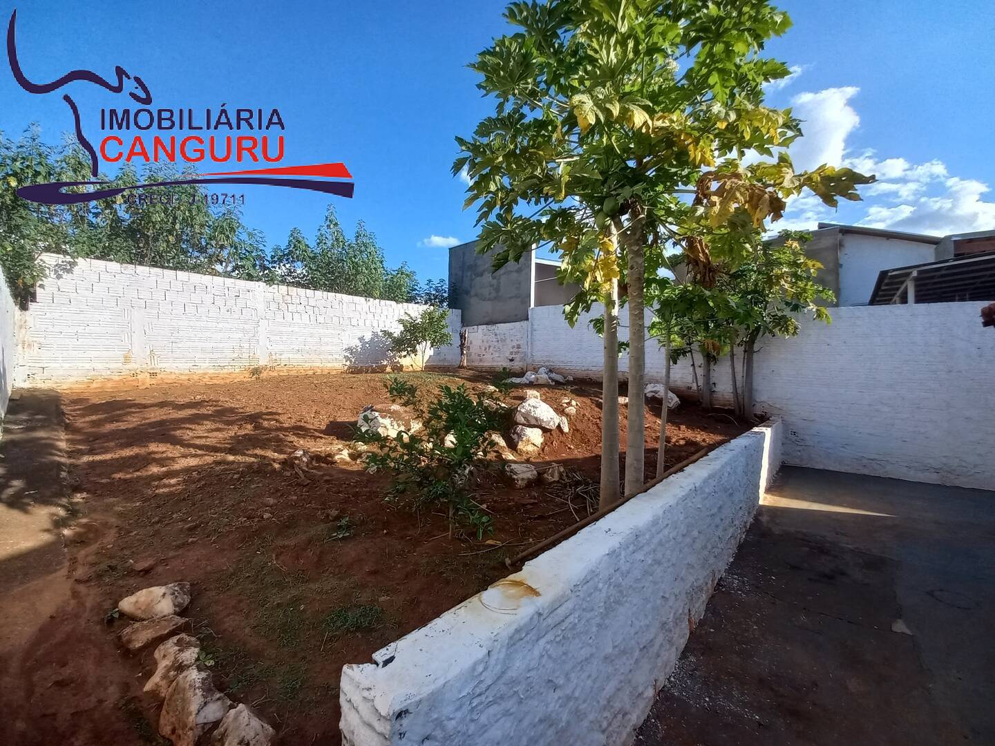 Casa à venda com 2 quartos, 250m² - Foto 13