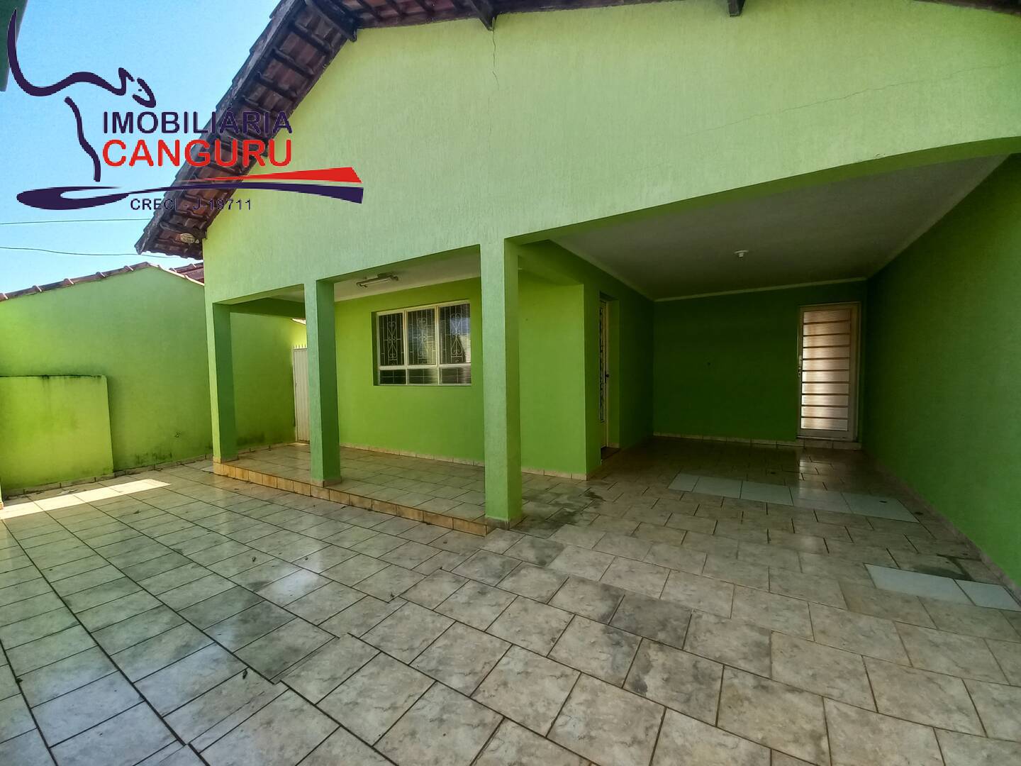 Casa à venda com 2 quartos, 300m² - Foto 3