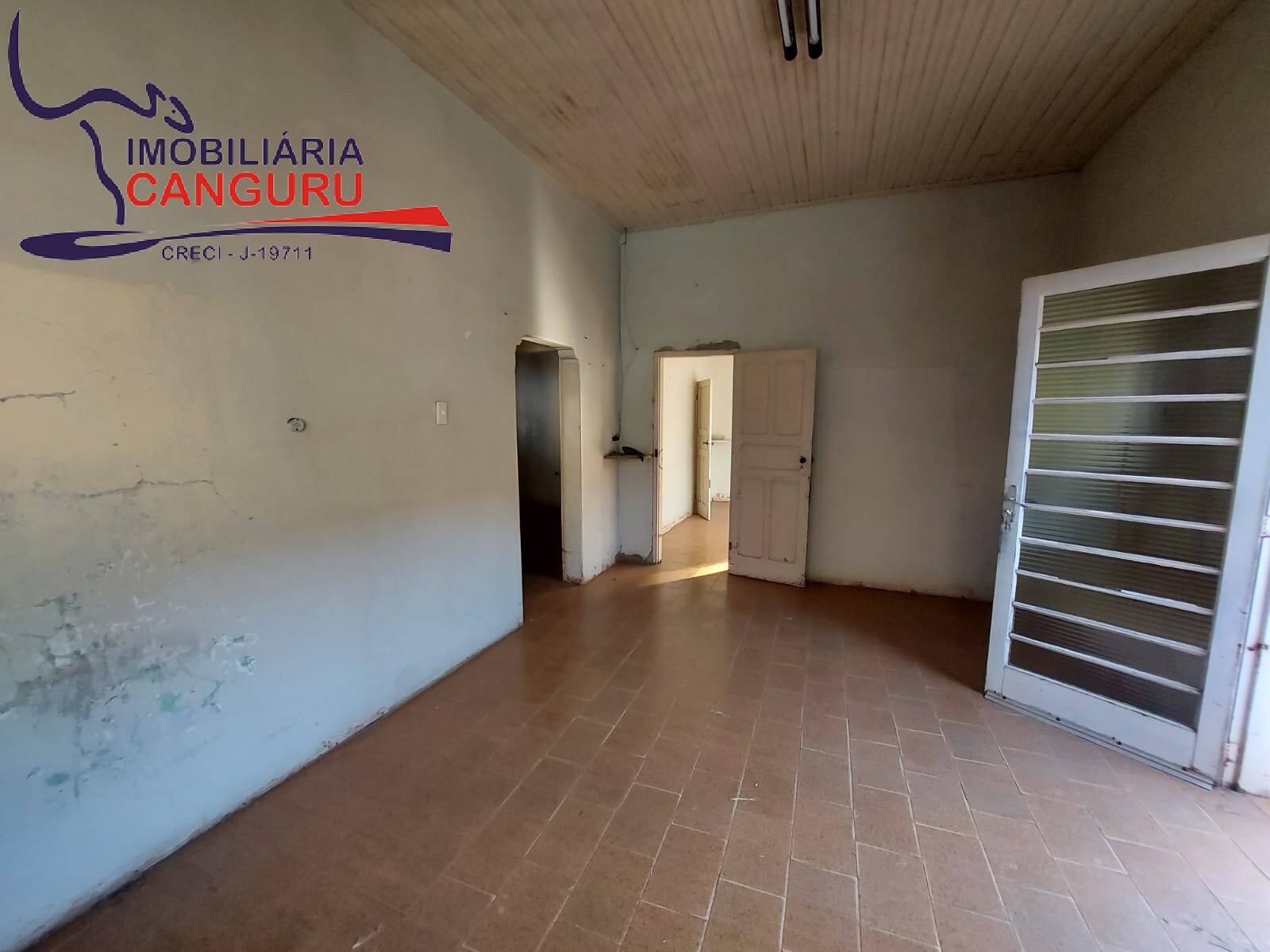 Casa à venda com 3 quartos, 898m² - Foto 11