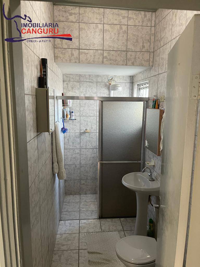 Casa à venda com 3 quartos, 250m² - Foto 18