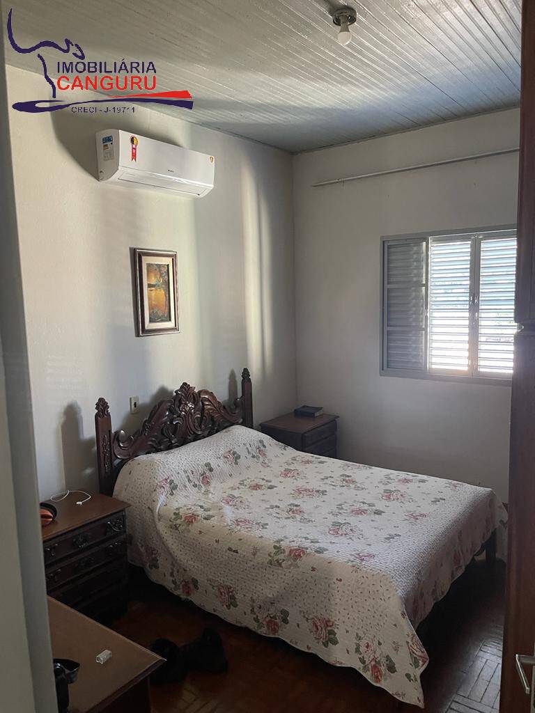 Casa à venda com 3 quartos, 250m² - Foto 20