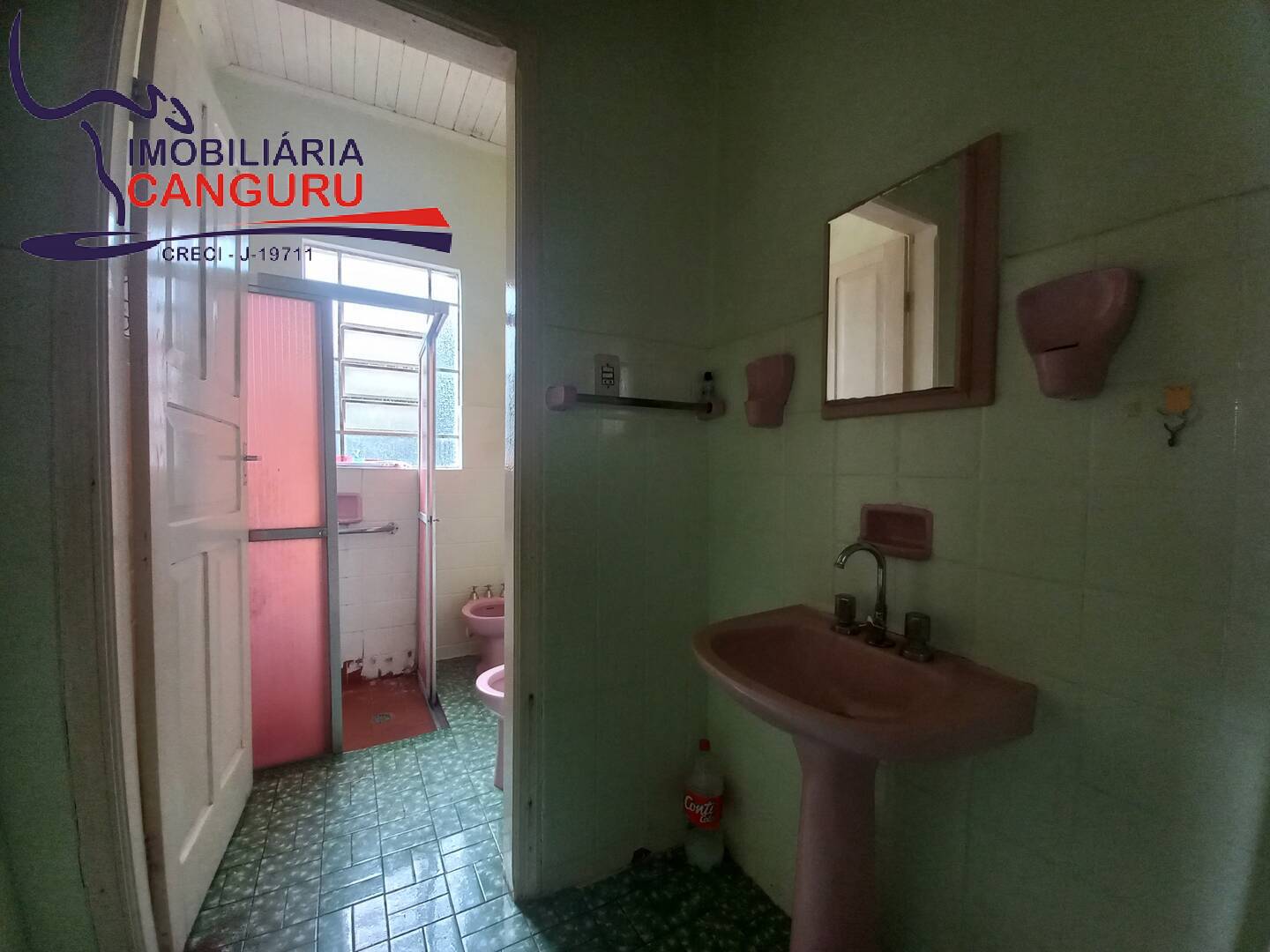 Casa à venda com 2 quartos, 150m² - Foto 10