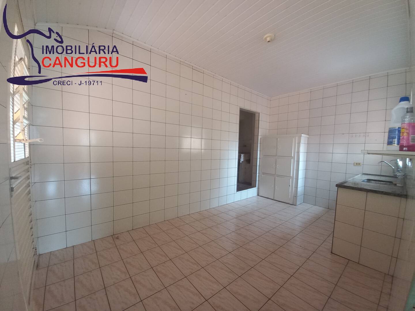 Casa à venda com 2 quartos, 150m² - Foto 9