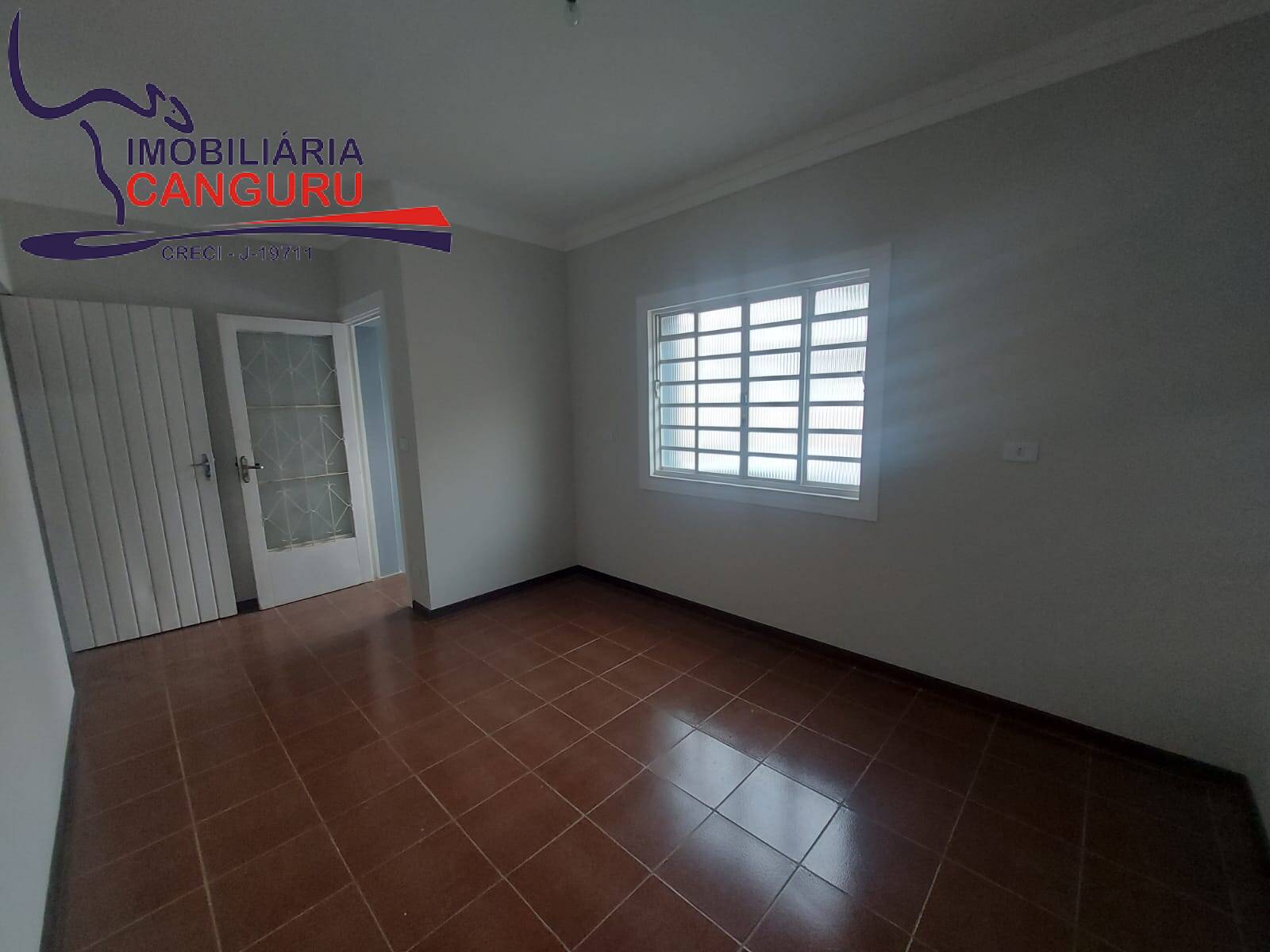 Casa à venda com 3 quartos, 319m² - Foto 14