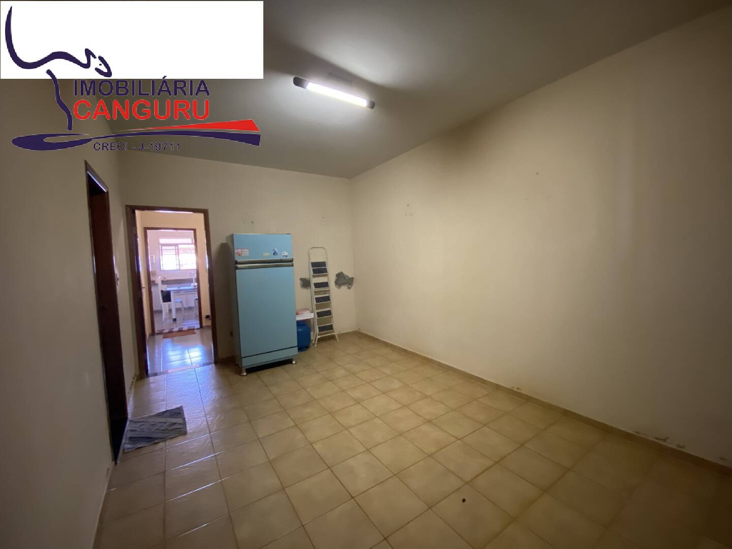 Casa à venda com 3 quartos, 322m² - Foto 9