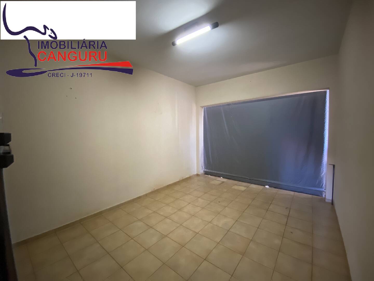 Casa à venda com 3 quartos, 322m² - Foto 3