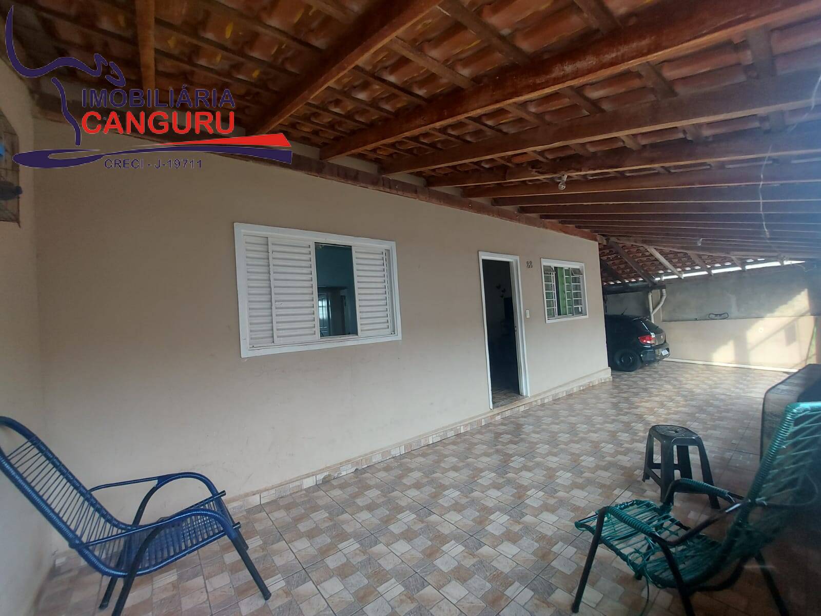 Casa à venda com 2 quartos, 87m² - Foto 1