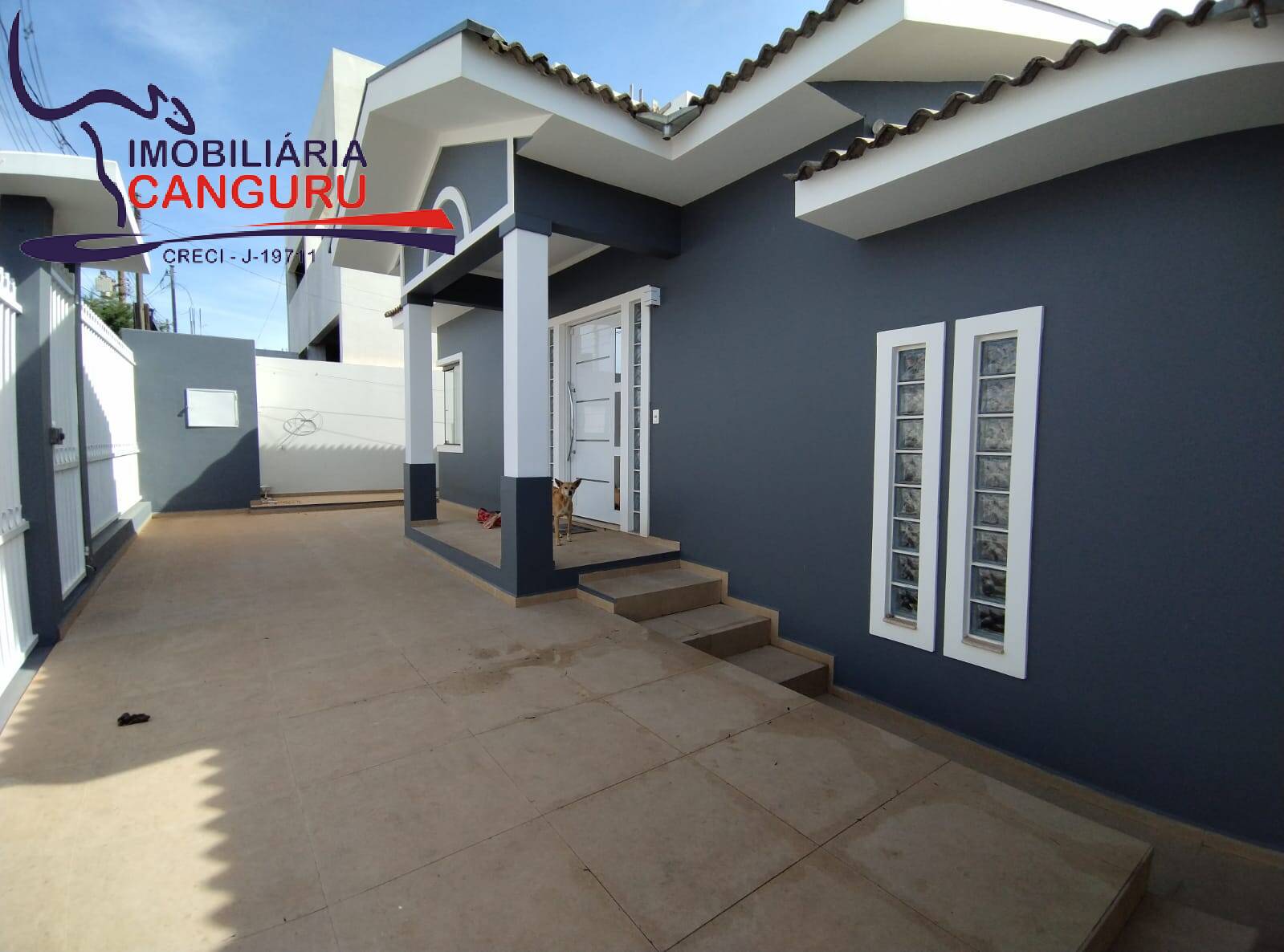 Casa à venda com 3 quartos, 500m² - Foto 4