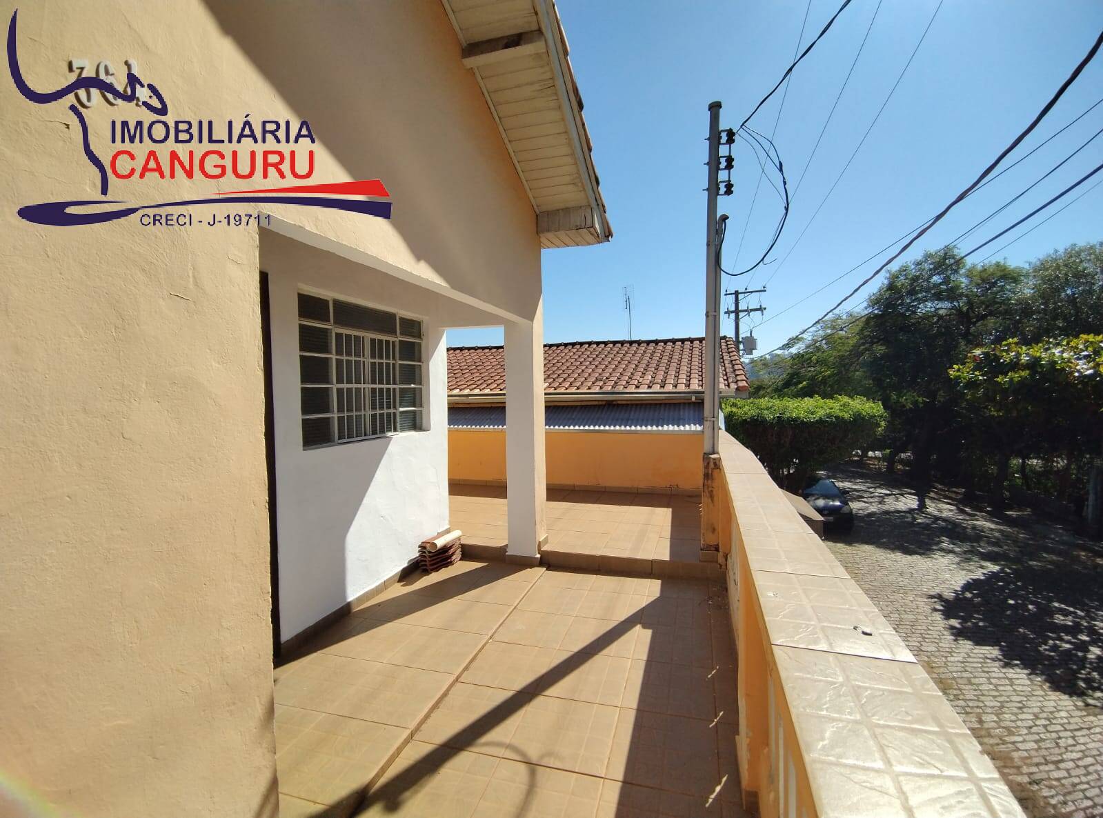 Casa à venda com 3 quartos, 300m² - Foto 3