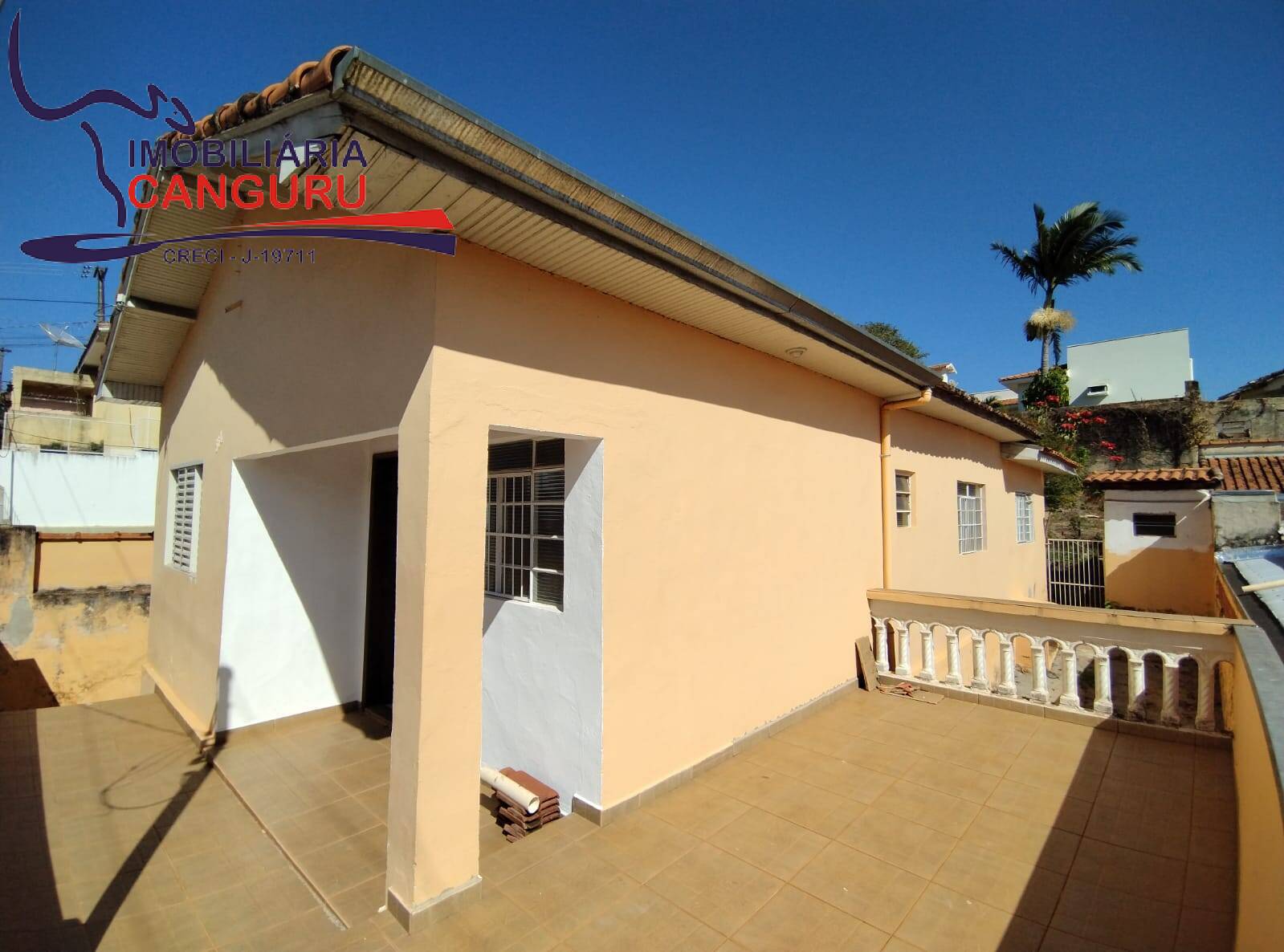 Casa à venda com 3 quartos, 300m² - Foto 4