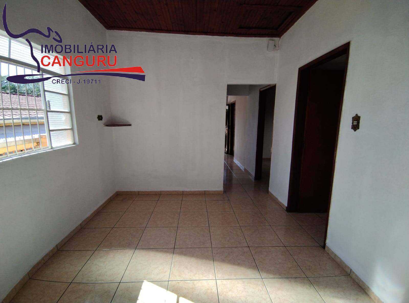 Casa à venda com 3 quartos, 300m² - Foto 9