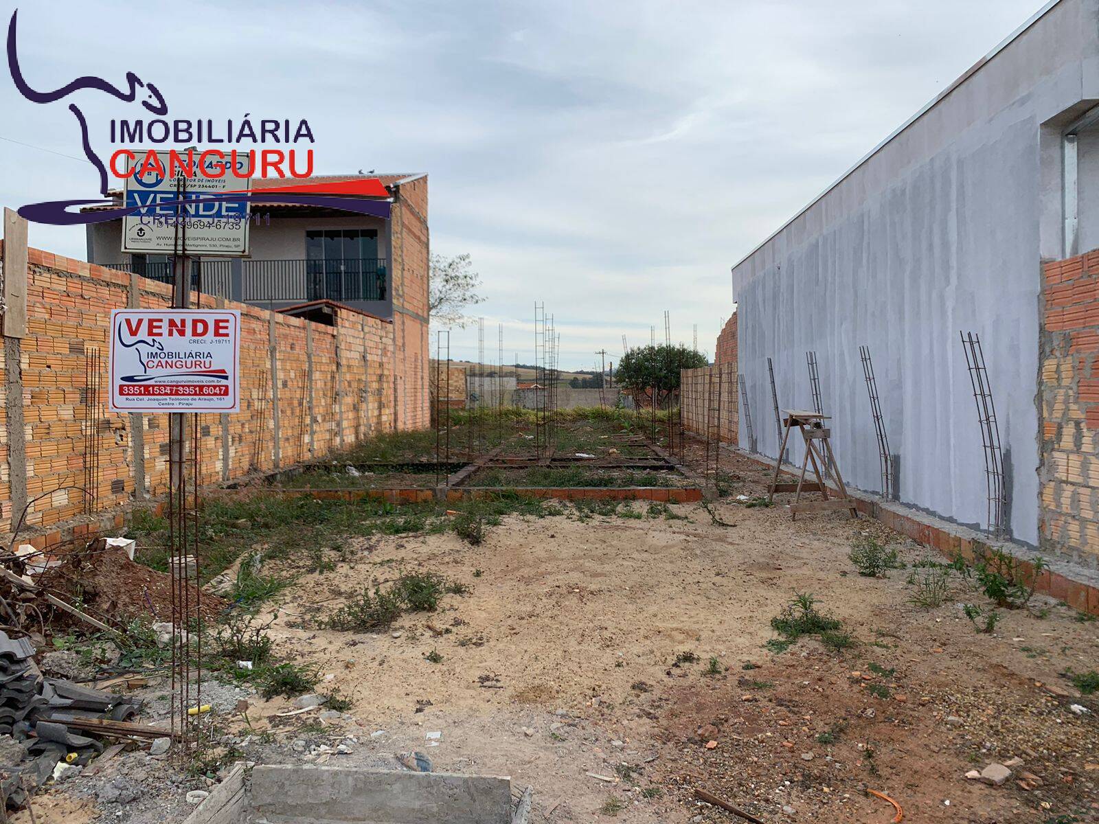 Terreno à venda, 200m² - Foto 1