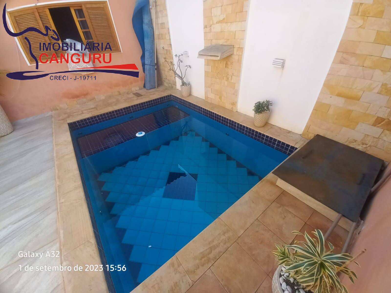 Casa à venda com 2 quartos, 160m² - Foto 13