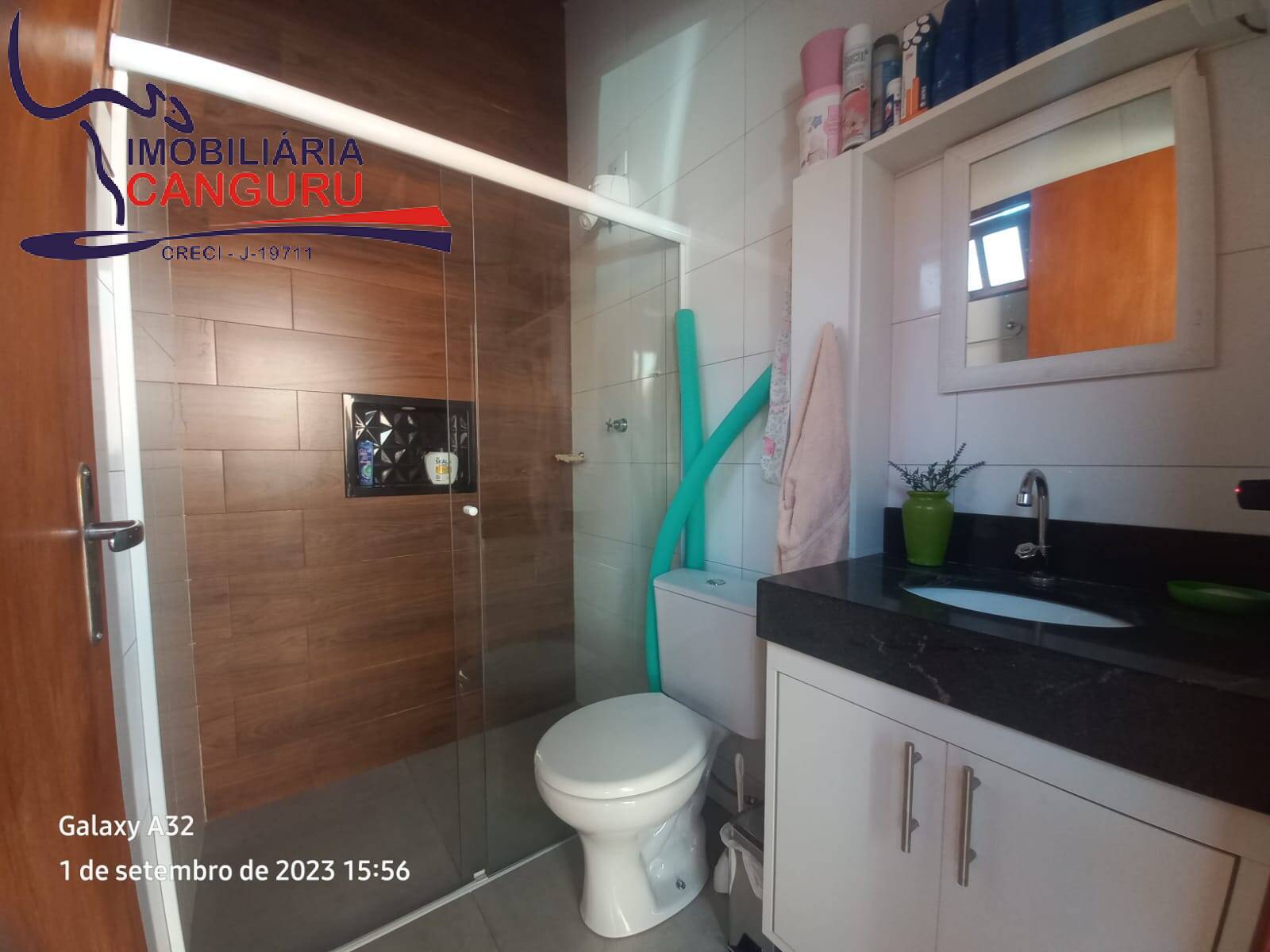 Casa à venda com 2 quartos, 160m² - Foto 12