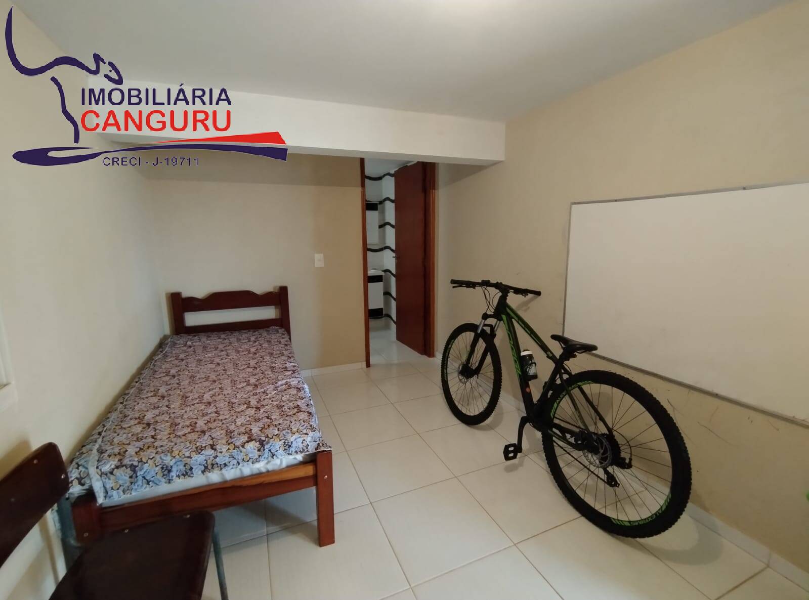 Casa à venda com 3 quartos, 200m² - Foto 20