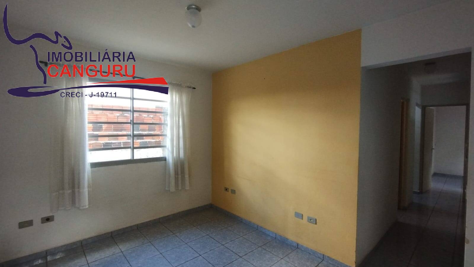 Casa à venda com 3 quartos, 210m² - Foto 4