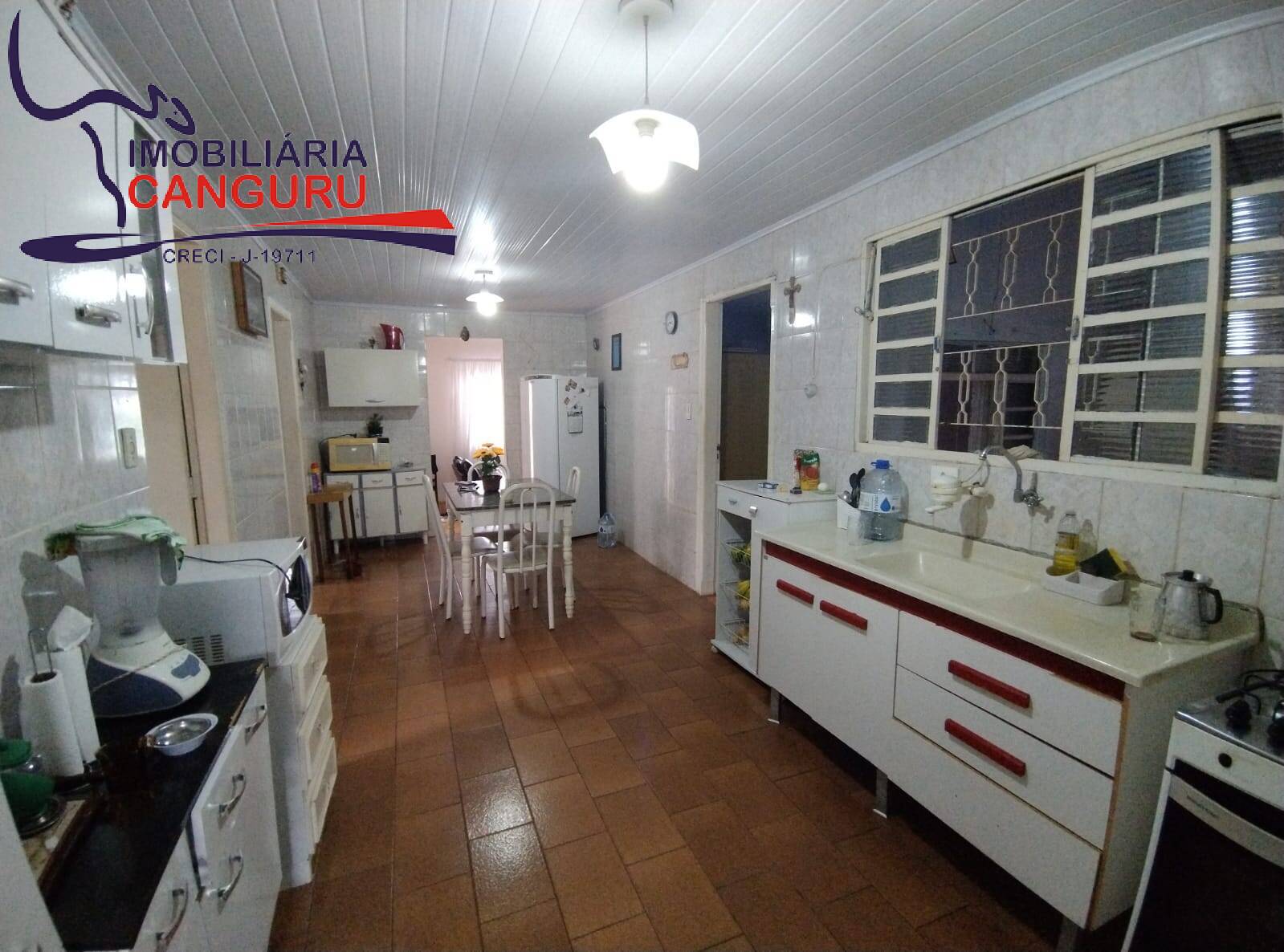 Casa à venda com 3 quartos, 250m² - Foto 13