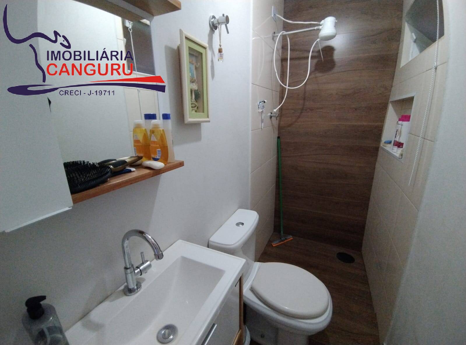 Casa à venda com 3 quartos, 190m² - Foto 11