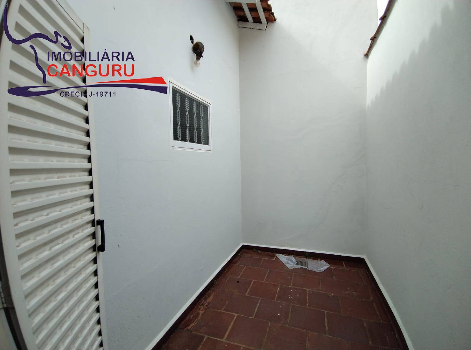 Casa à venda com 3 quartos, 141m² - Foto 11