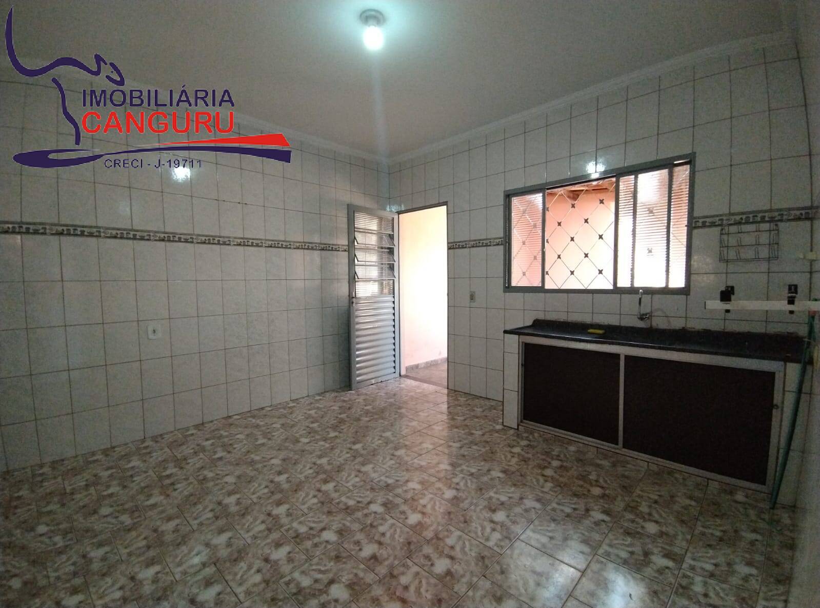 Casa à venda com 2 quartos, 128m² - Foto 14