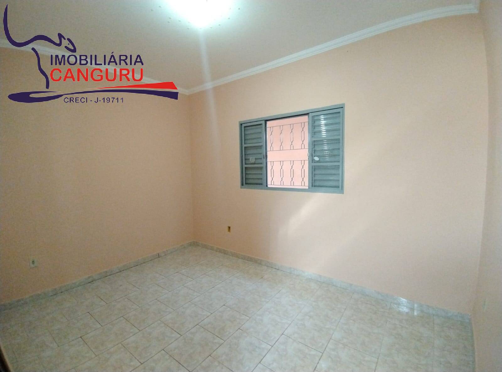 Casa à venda com 2 quartos, 128m² - Foto 11