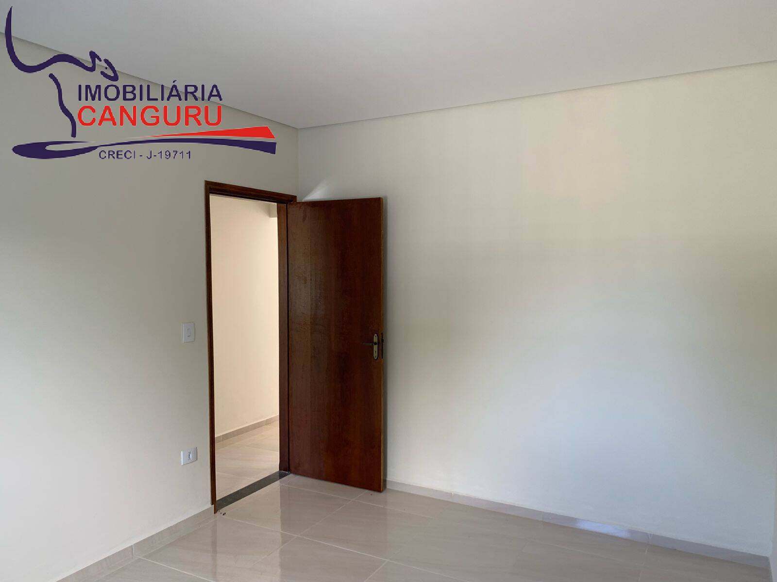 Casa à venda com 2 quartos, 250m² - Foto 10