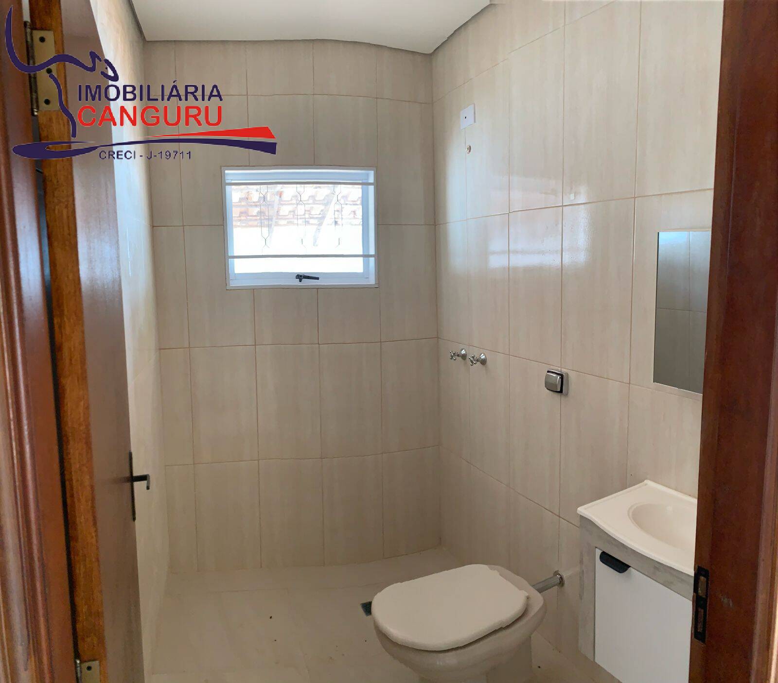 Casa à venda com 2 quartos, 250m² - Foto 12