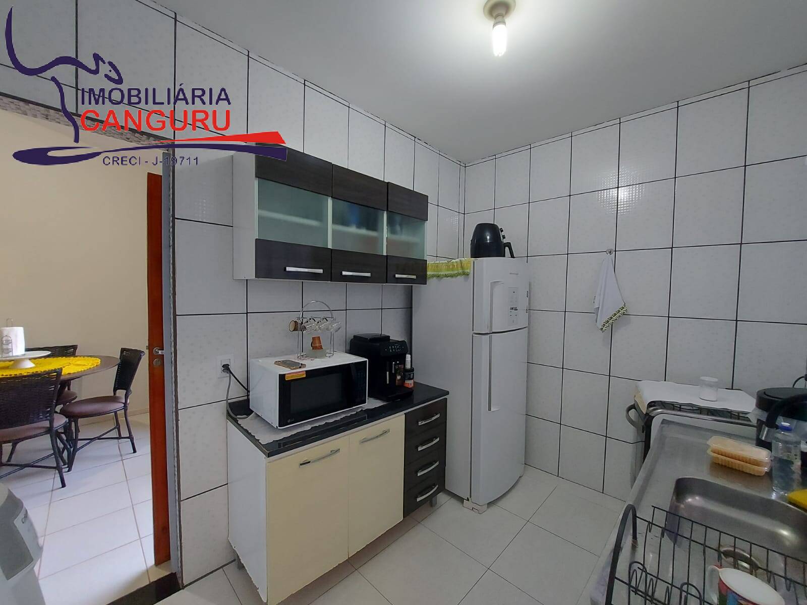 Casa à venda com 2 quartos, 160m² - Foto 7