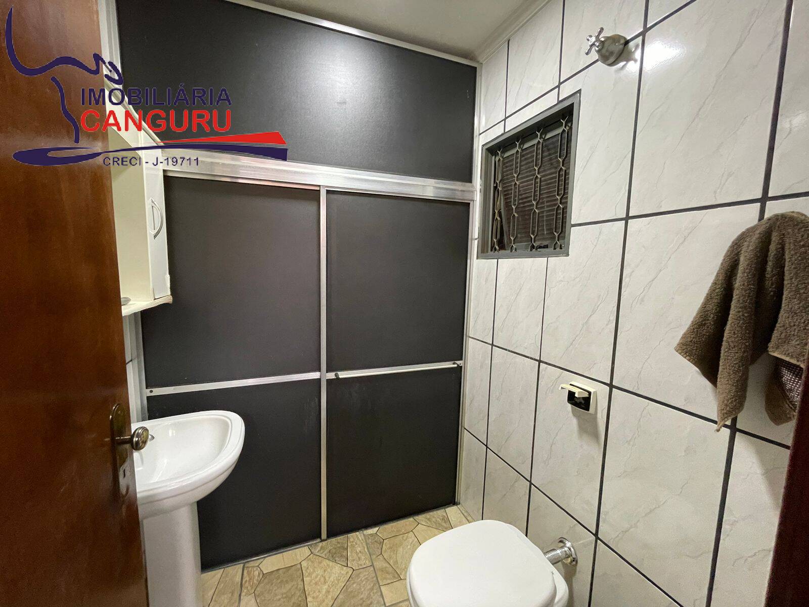 Casa à venda com 3 quartos, 300m² - Foto 15