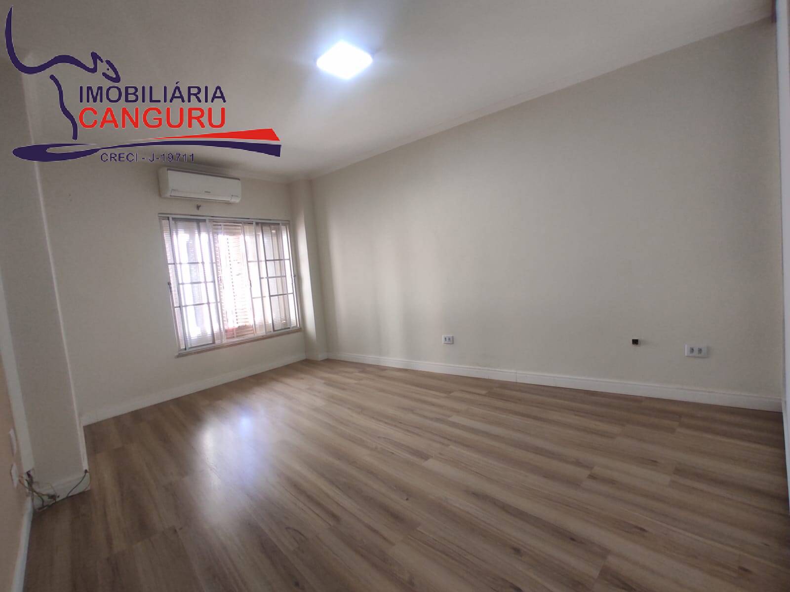 Apartamento à venda com 3 quartos, 120m² - Foto 3