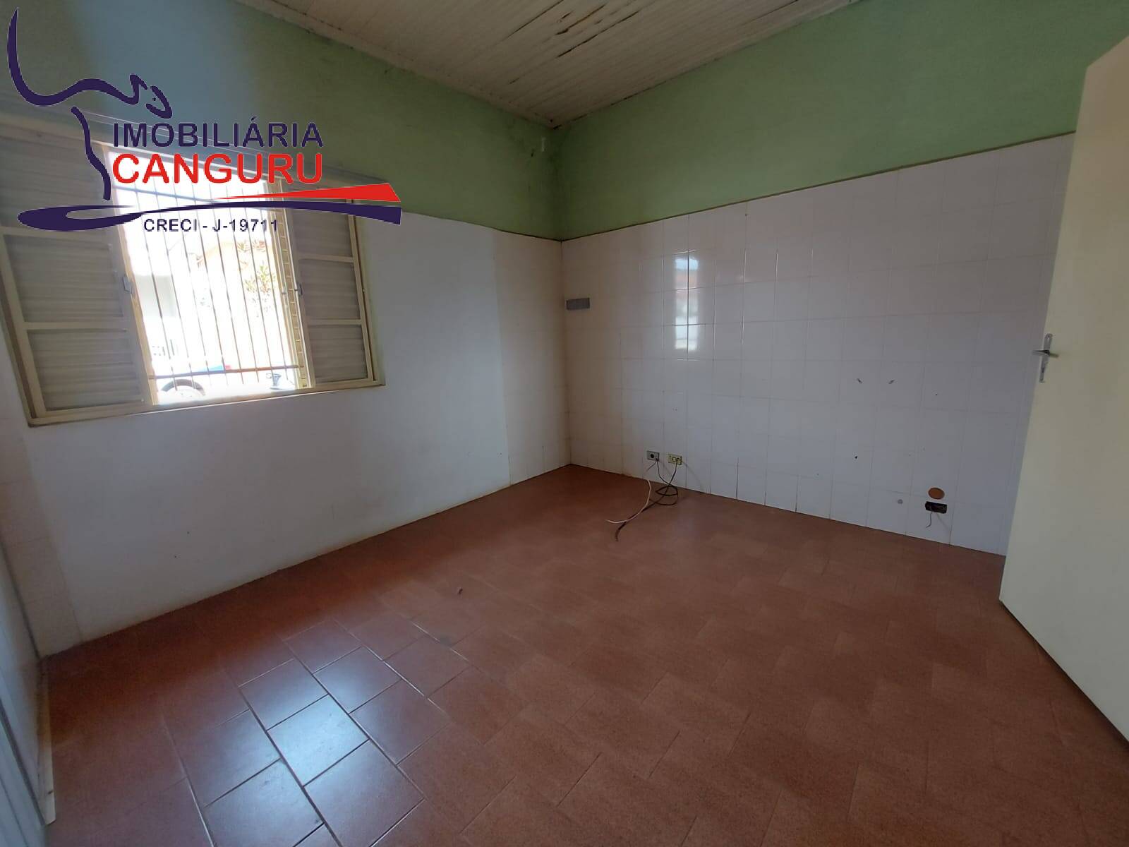 Casa à venda com 5 quartos, 204m² - Foto 12