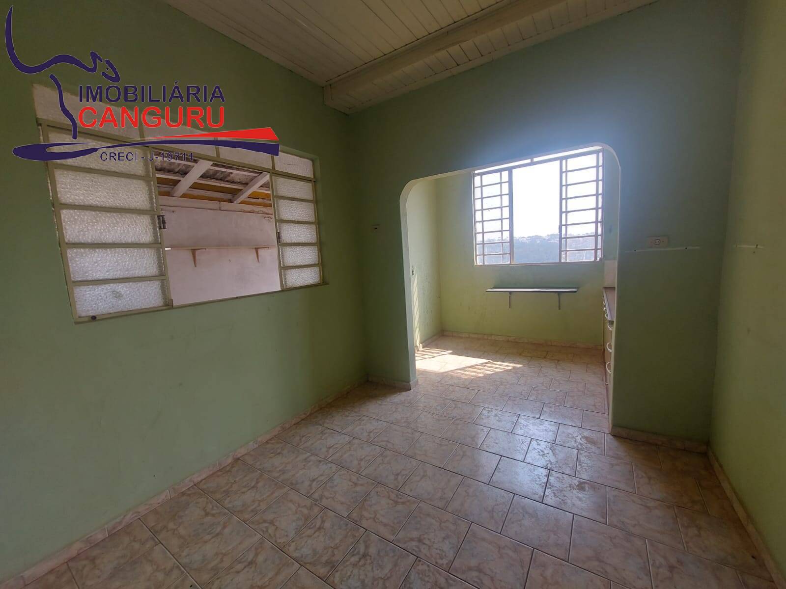 Casa à venda com 5 quartos, 204m² - Foto 6