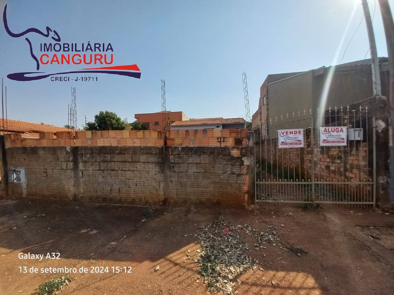 Casa à venda e aluguel com 1 quarto, 200m² - Foto 1