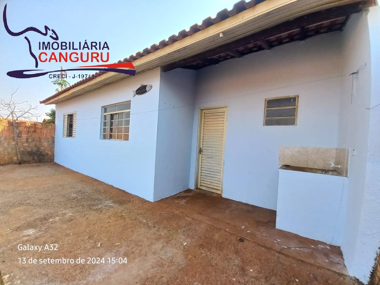 Casa à venda e aluguel com 1 quarto, 200m² - Foto 3