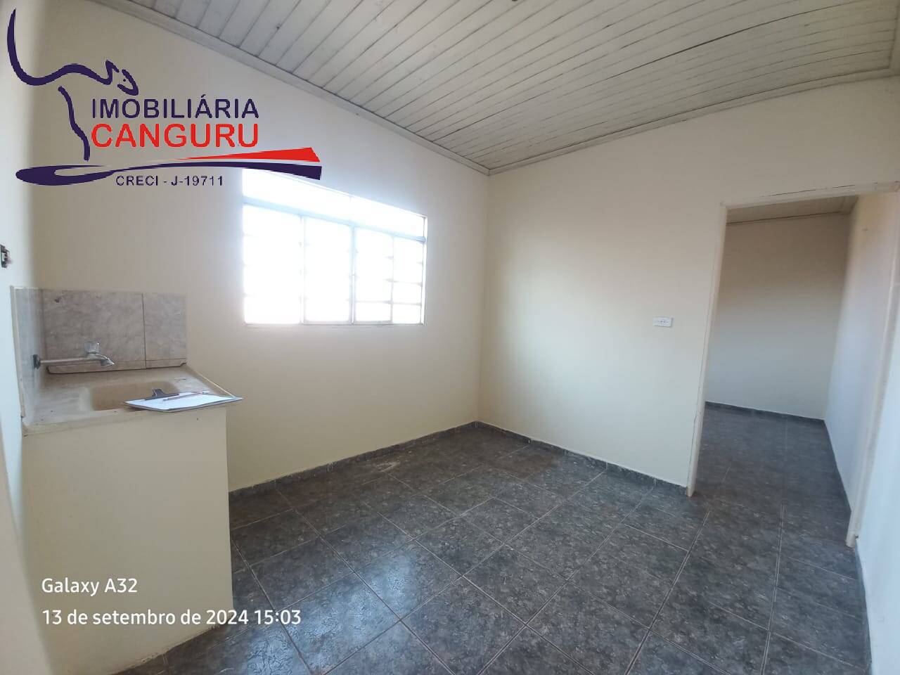 Casa à venda e aluguel com 1 quarto, 200m² - Foto 4