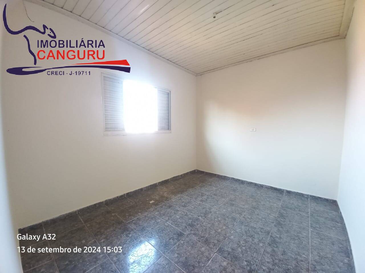 Casa à venda e aluguel com 1 quarto, 200m² - Foto 6