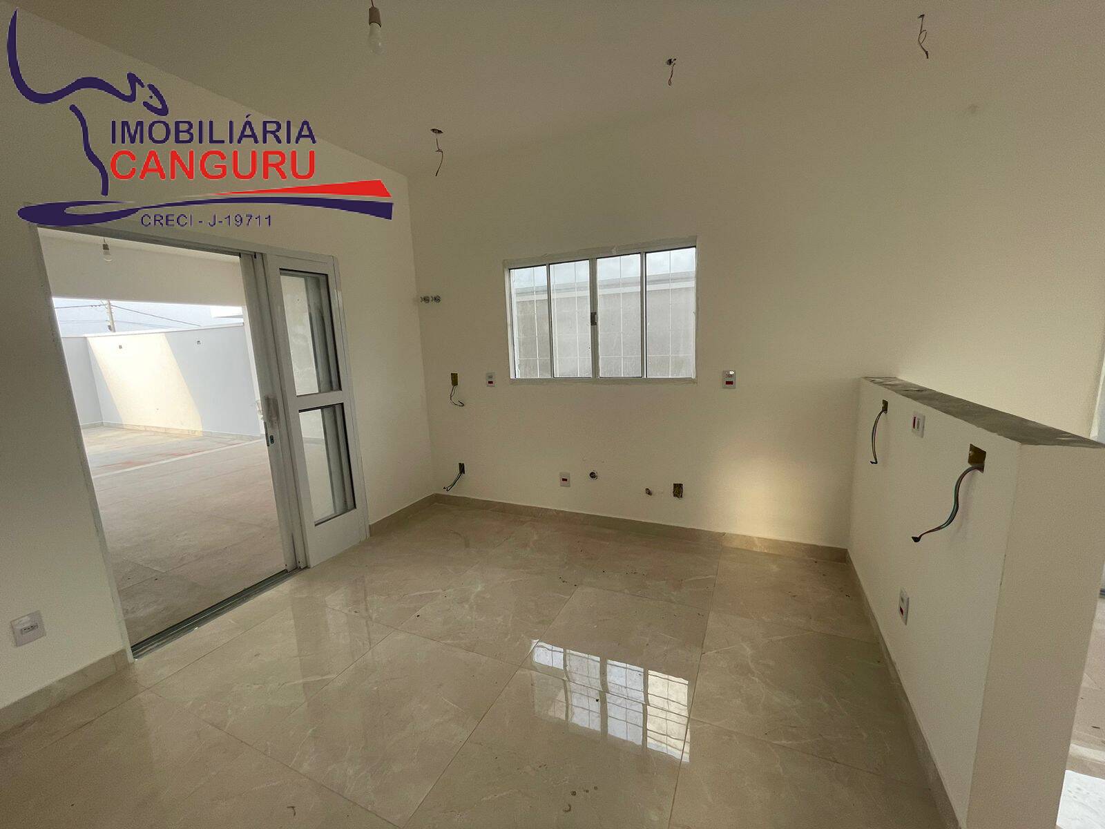 Casa à venda com 3 quartos, 250m² - Foto 6