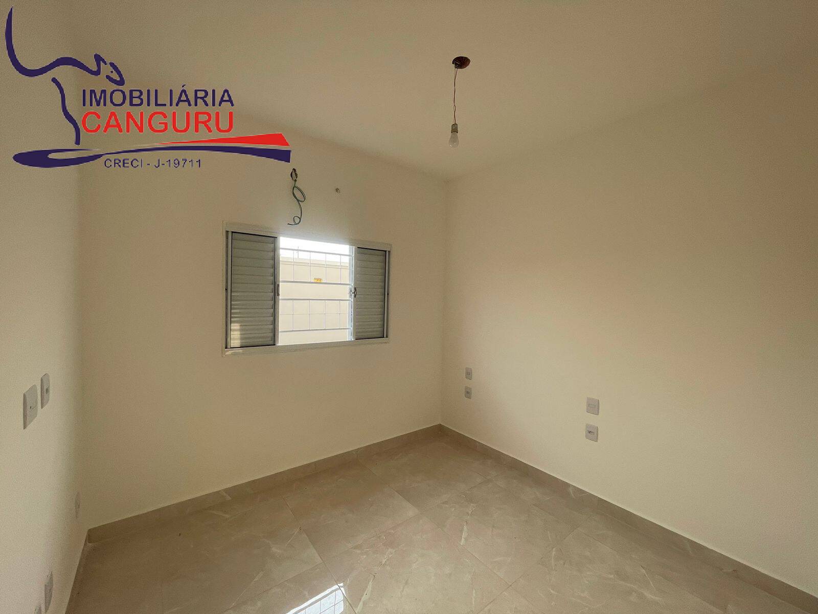 Casa à venda com 3 quartos, 250m² - Foto 9