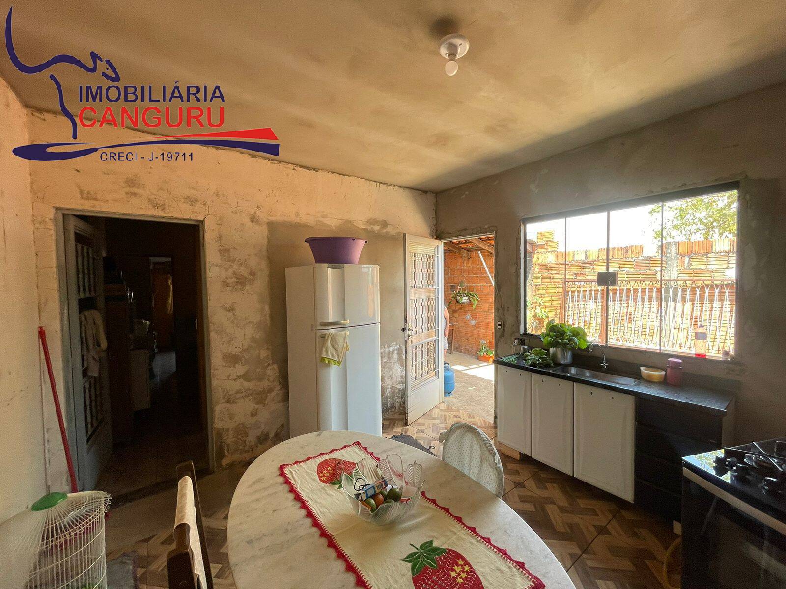 Casa à venda com 3 quartos, 300m² - Foto 5