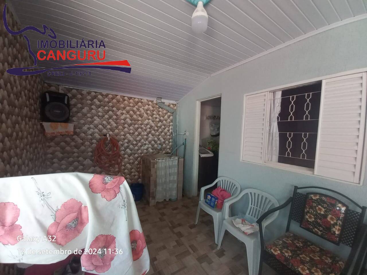 Casa à venda com 4 quartos, 150m² - Foto 18