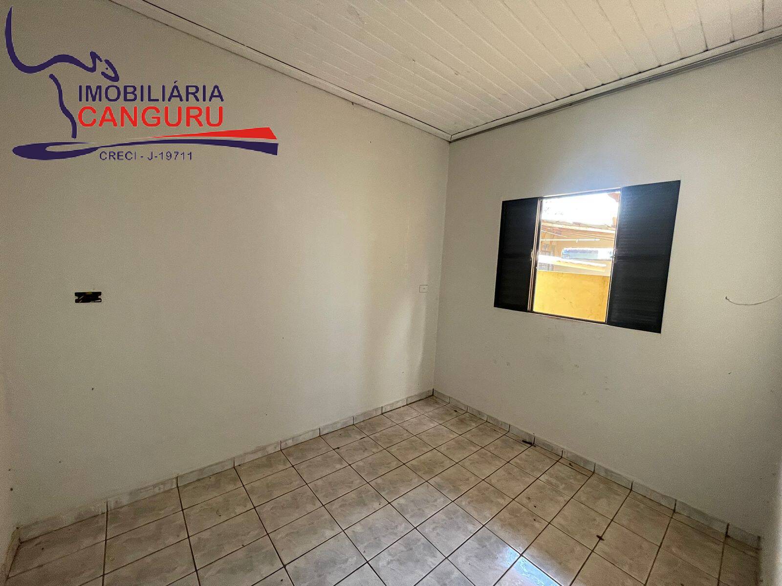 Casa à venda com 5 quartos, 250m² - Foto 8