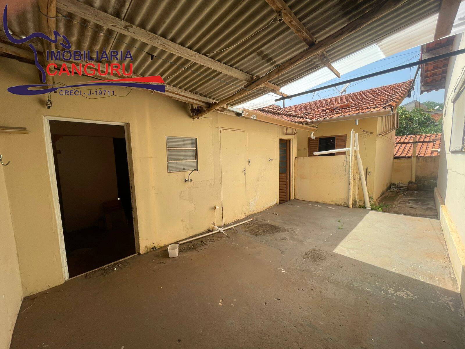 Casa à venda com 5 quartos, 250m² - Foto 13