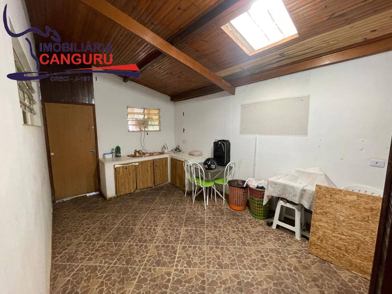 Casa à venda com 3 quartos, 300m² - Foto 12