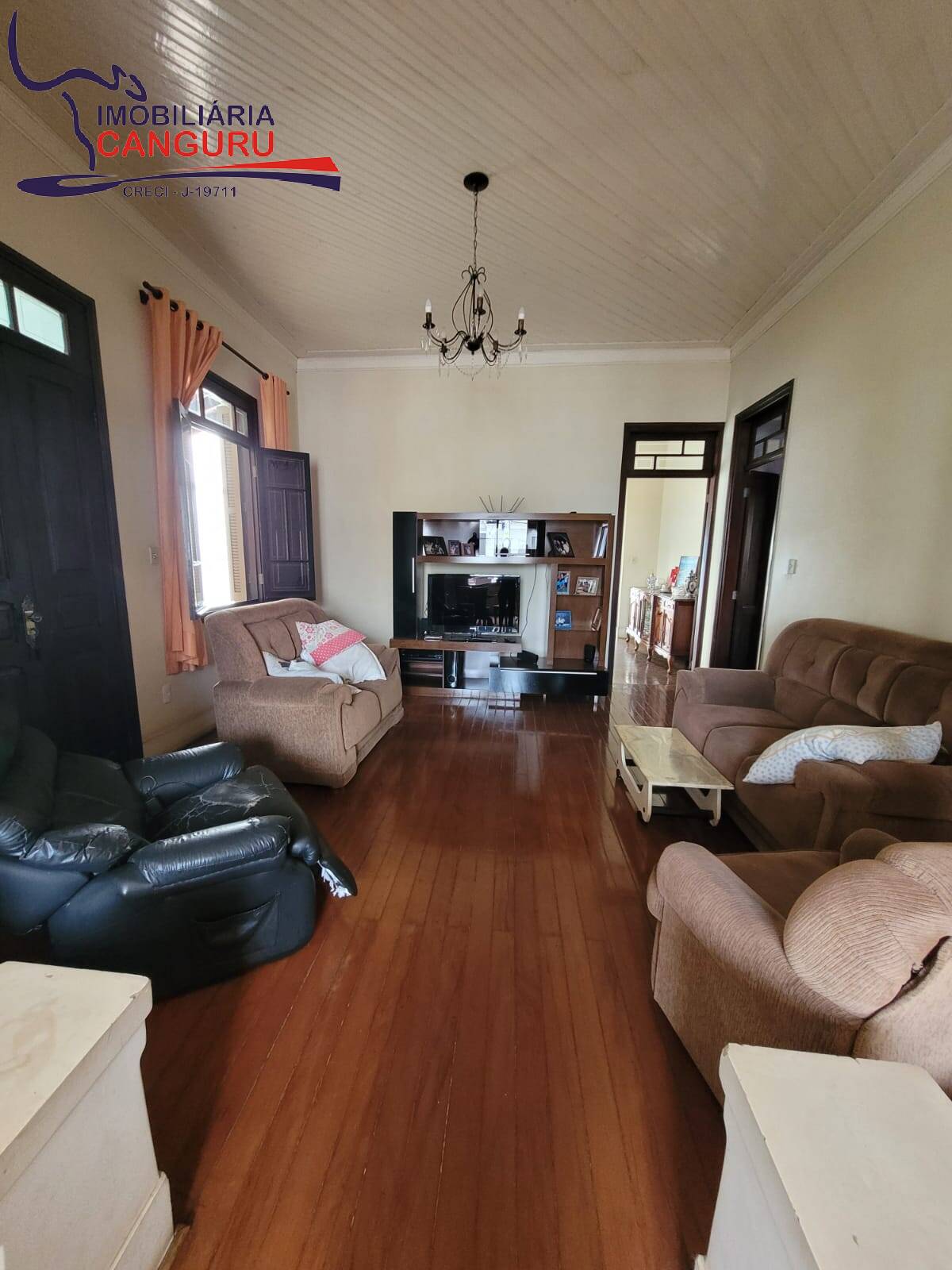 Casa à venda com 3 quartos, 270m² - Foto 18