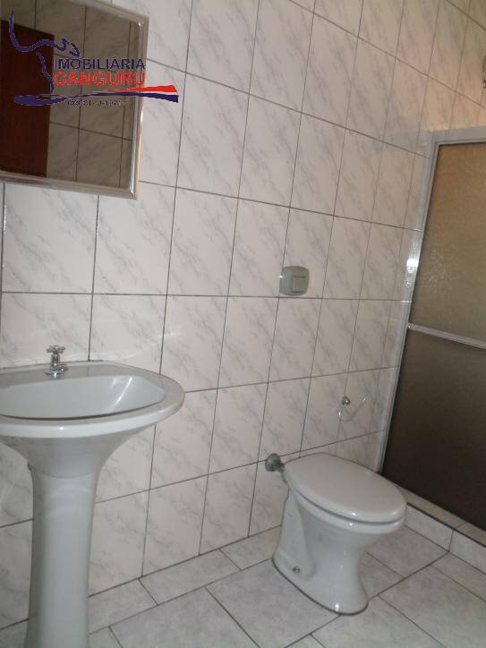 Casa à venda com 3 quartos, 200m² - Foto 14