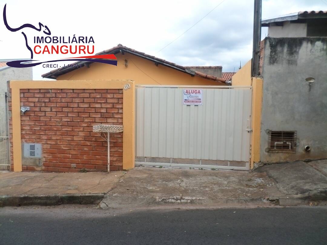 Casa à venda com 4 quartos, 200m² - Foto 1