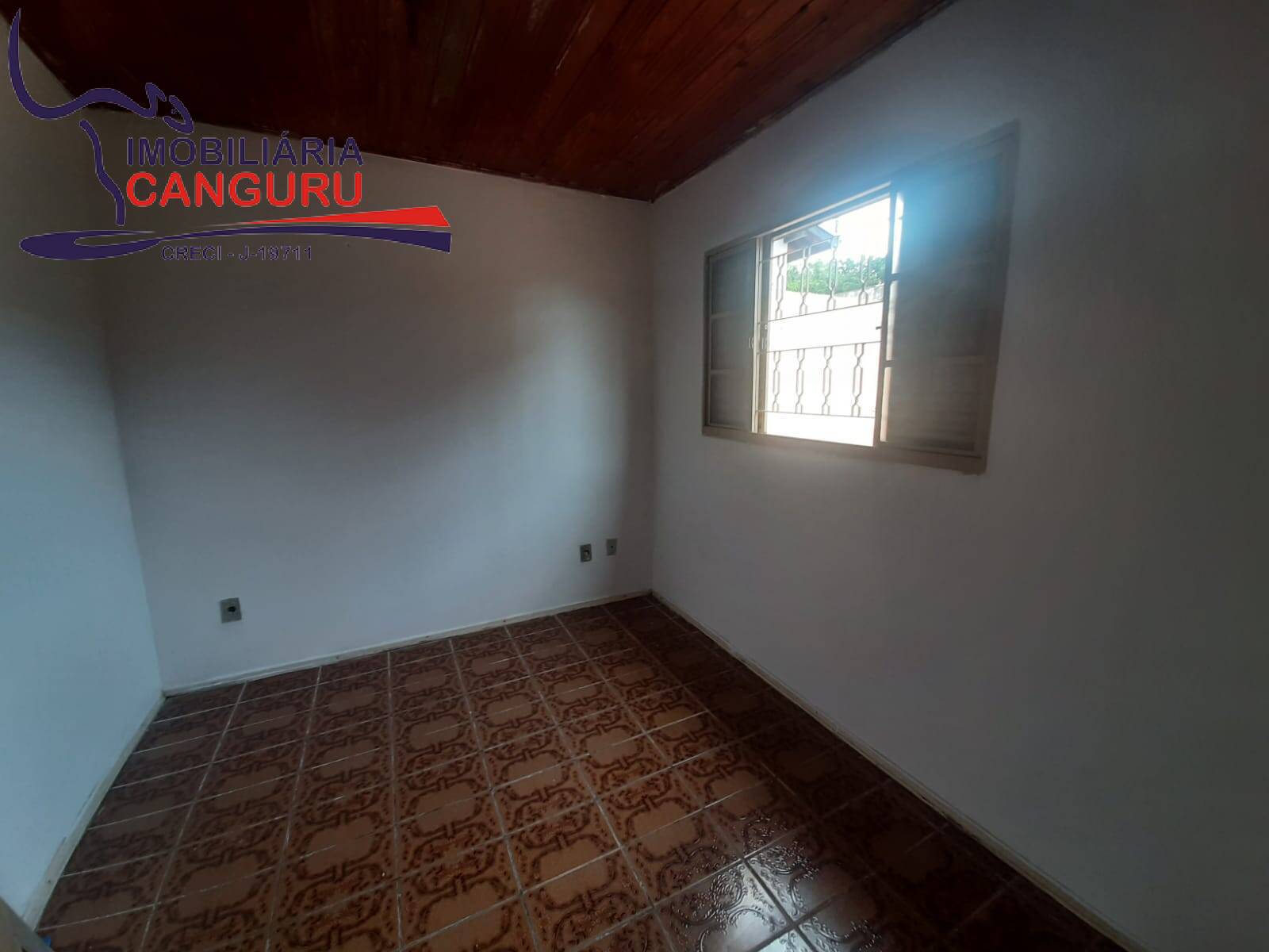 Casa à venda com 4 quartos, 200m² - Foto 9