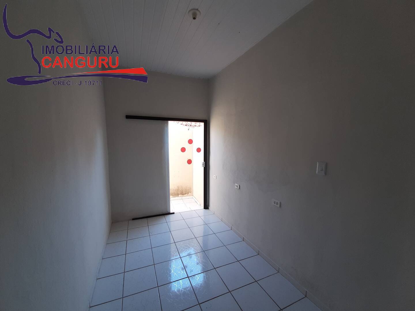 Casa à venda com 5 quartos, 201m² - Foto 22