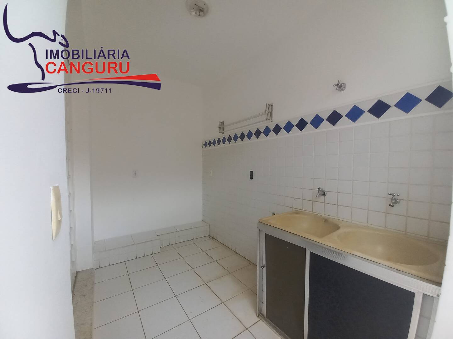 Casa à venda com 3 quartos, 180m² - Foto 23